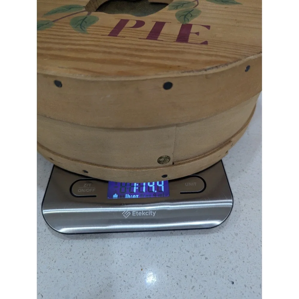 Unbranded wooden pie